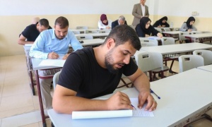 بمشاركة ٦٧ طالب وطالبة جامعة كركوك تباشر امتحانات الدور الثاني لطلبة الدراسات العليا للعام الدراسي ٢٠٢١ - ٢٠٢٢